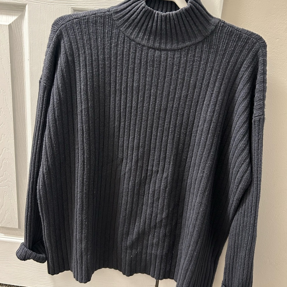 LOFT Charcoal Ribbed Turtleneck Sweater